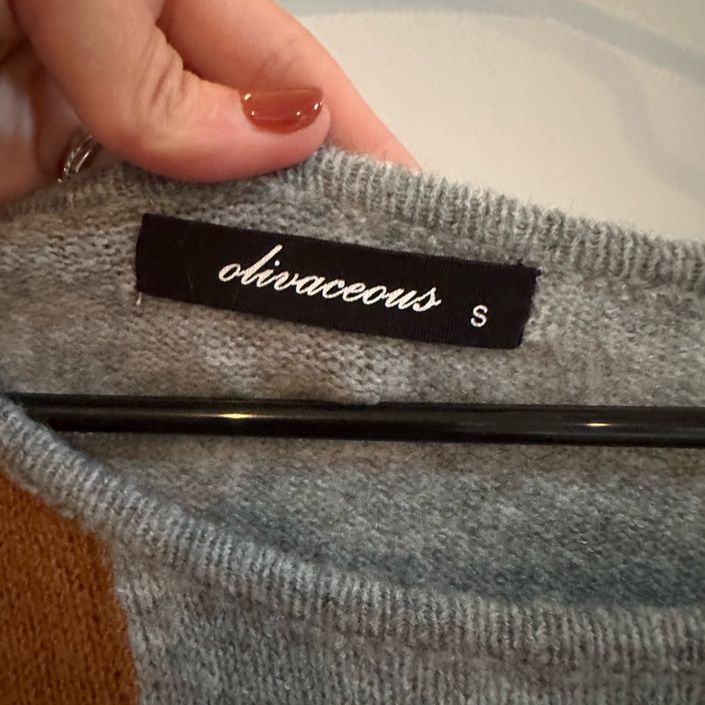 Color block sweater - Picture 3 of 4